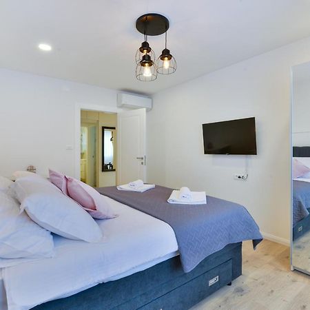 Zara Lumina Apartment Экстерьер фото